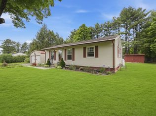 201 Batchelor St, Granby, MA 01033