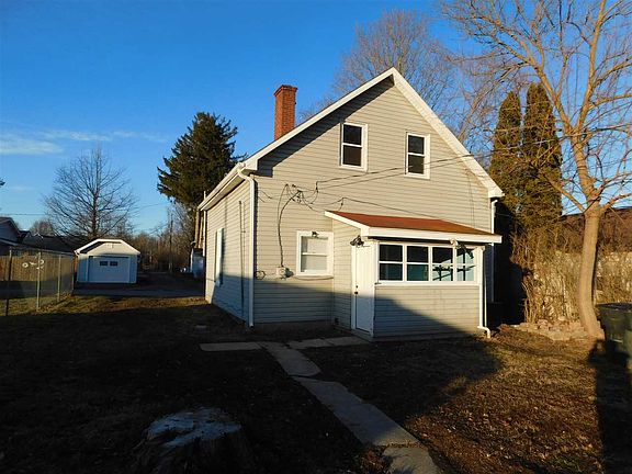 5th image of 514 E Front St
