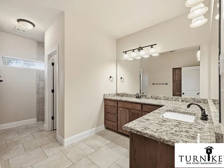 8009 Bangor Dr — Photo 16