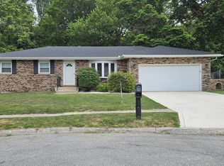 2113 Wildwood St, Portage, IN 46368