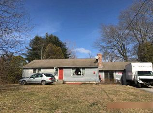 105 Westbrook Rd, Deep River, CT 06417