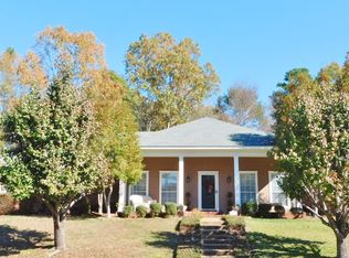 414 Woodlands Cir, Brandon, MS 39047