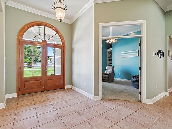 4th image of 365 Forest Brook Blvd