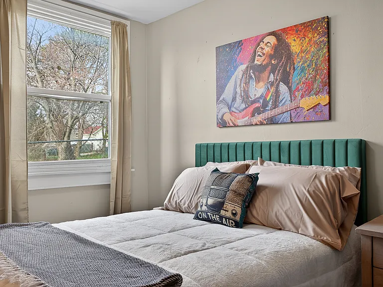 700 Broadway Ave NW #1 — Photo 8