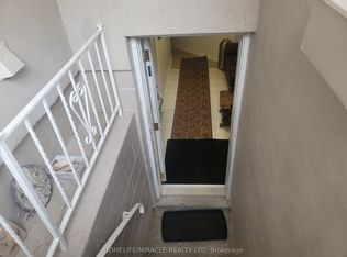 1252 Hillhurst Rd #BASEMENT, Oakville, ON L6J1X4