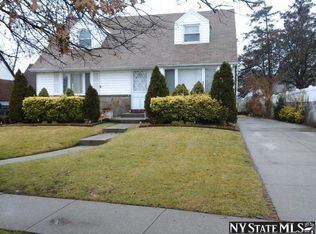 14 Cohill Rd, Valley Stream, NY 11580