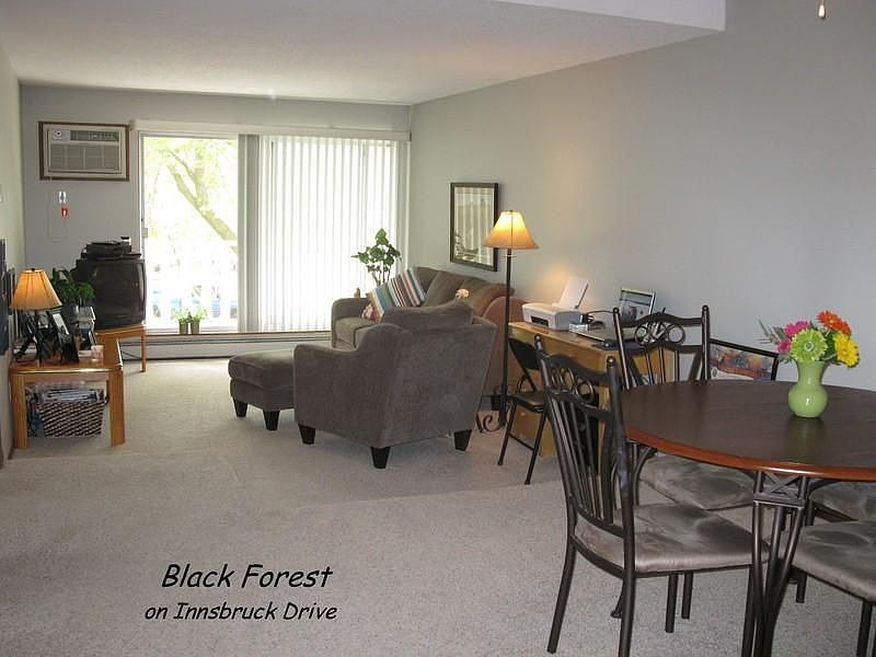 1st image of 1601 N Innsbruck Dr NE #271