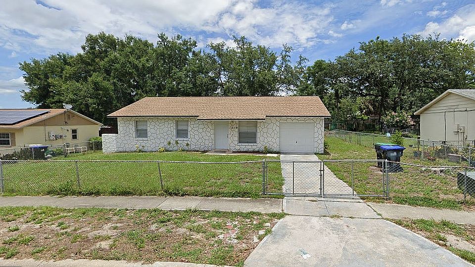 1st image of 319 W 17th St