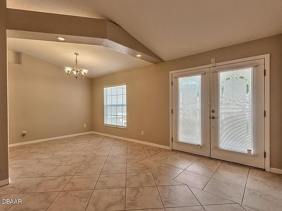 2nd image of 450 Harbour Lights Dr