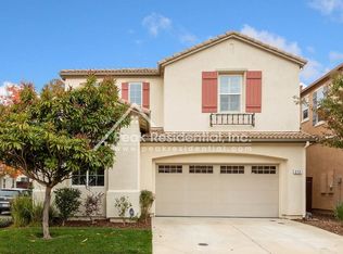 272 Barnhill Dr, Folsom, CA 95630