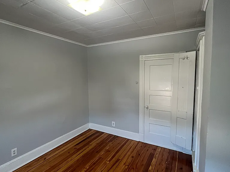 21 Olive St S #3 — Photo 3
