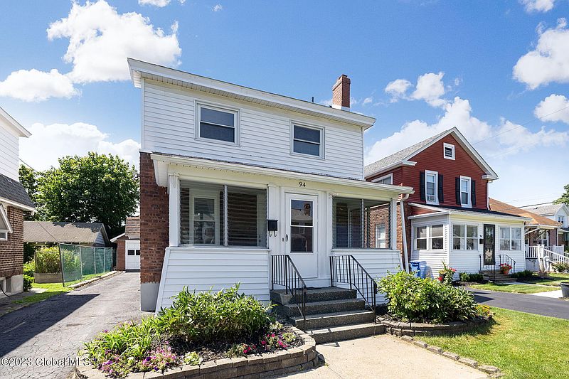 3rd image of 94 Dartmouth Street