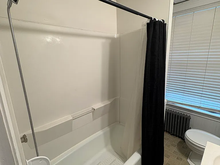 191 Congress Ave #2L — Photo 7