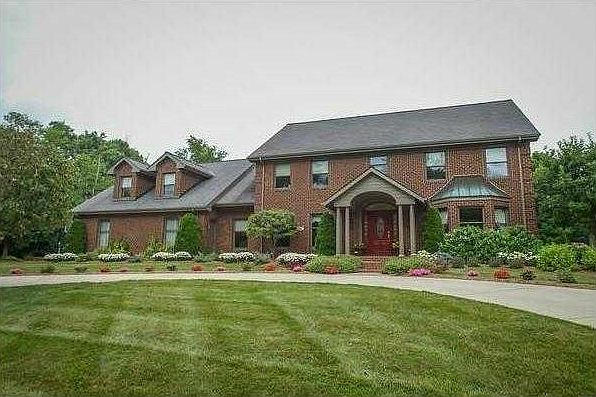 1st image of 204 N Pineridge Ct