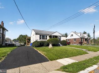 110 McCormick Ave, Ridley Park, PA 19078