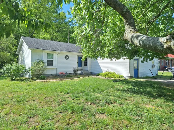 2079 Phillips St, Lewisburg, TN 37091