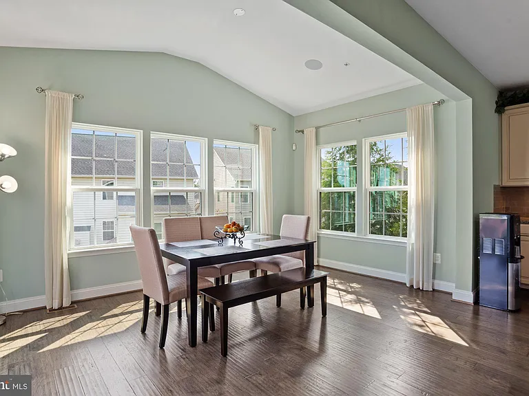 14202 Bentley Park Dr — Photo 14