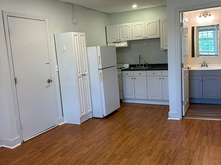 323 Water St #2 — Photo 10
