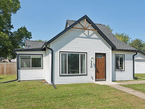 3rd image of 320 N 5th St