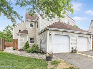 15 Cummings Ct, Freehold, NJ 07728