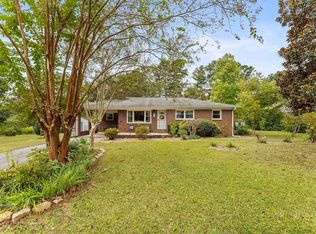 17 Poplar St, Woodruff, SC 29388