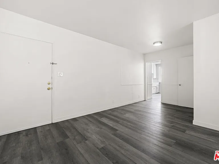 1200 S Citrus Ave #6 — Photo 10