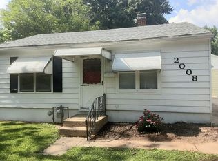 2008 E Cleveland Ave, Decatur, IL 62521