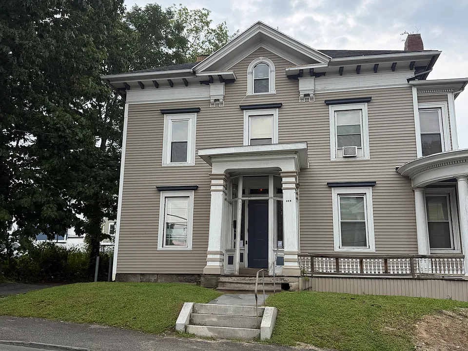 102 Prospect St #1A