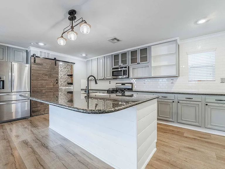 3220 Mist Effect Ave — Photo 6