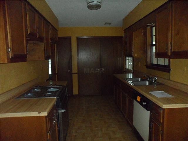 2nd image of 2112 McGehee Cv