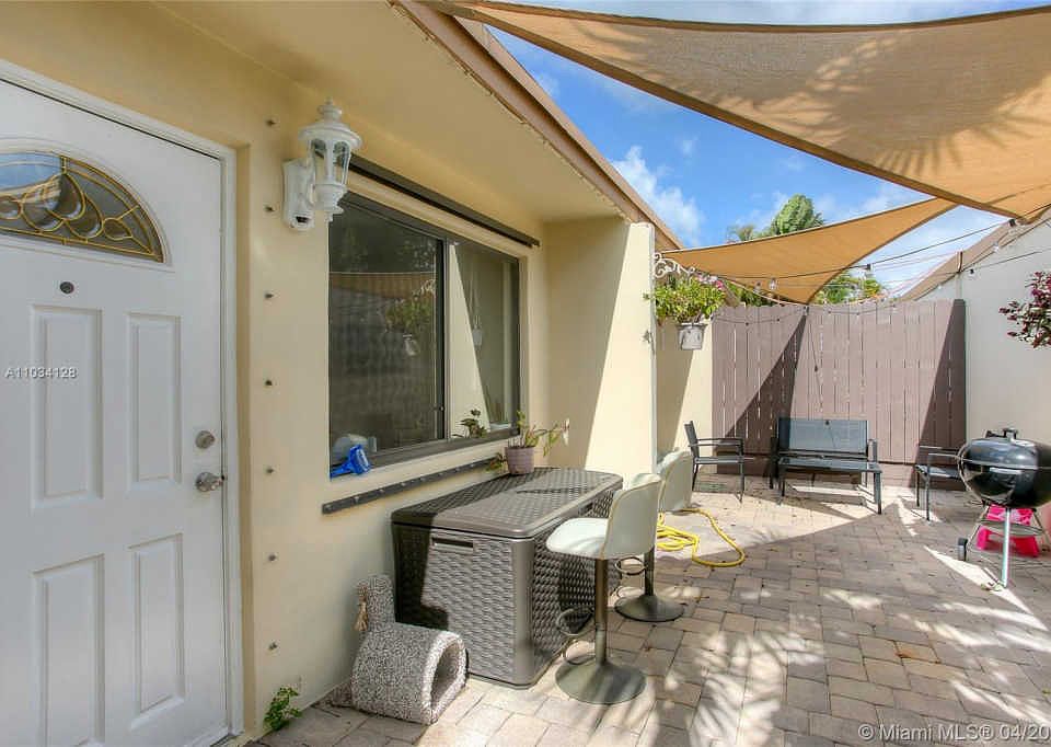 1st image of 15035 Coconut Ct #15035