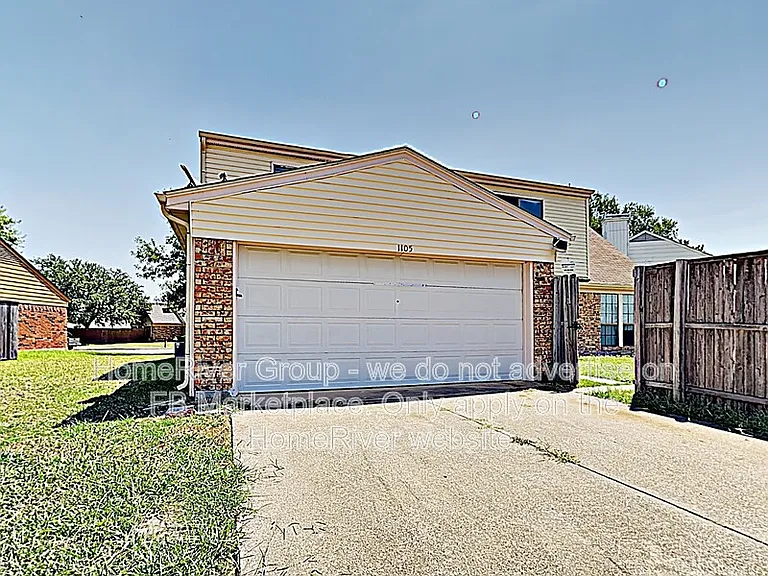 1105 Geneva Ct — Photo 21
