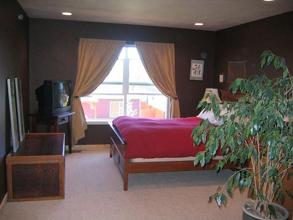 Master Bedroom w/view of Mountains