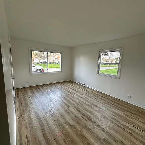 4842 N 20th St — Photo 5