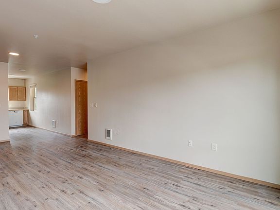 3rd image of 1901 Mina Pl #A206