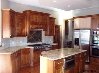 19003 Lafayette Ave, Omaha, NE 68002
