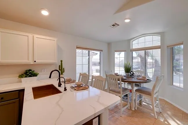 6234 W Blackhawk Dr — Photo 7