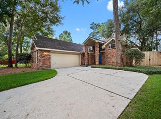 5615 Manor Forest Dr, Humble, TX 77339