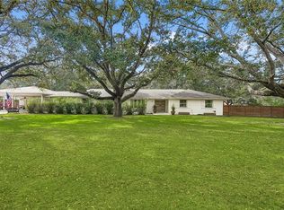 110 Oak Dr, Covington, LA 70433