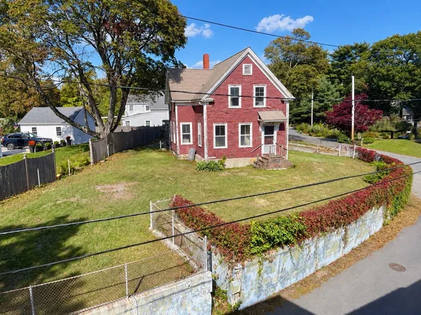 26 Eldridge Ct, Hingham, MA 02043