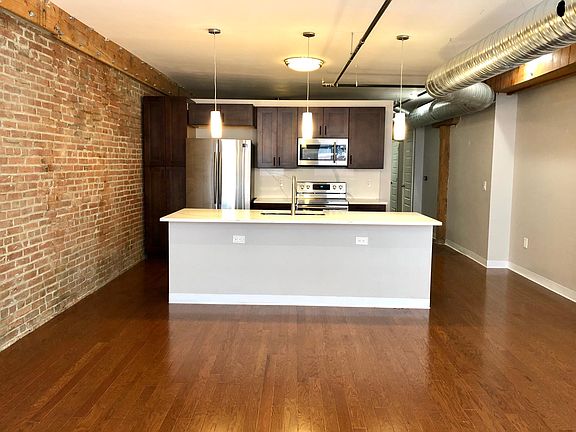 5th image of 1225 Union Ave #402