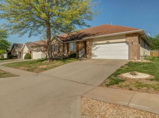 4022 S Warmwater Ave, Springfield, MO 65804