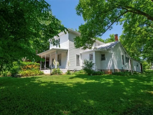 8820 Washington St, Lohman, MO 65053