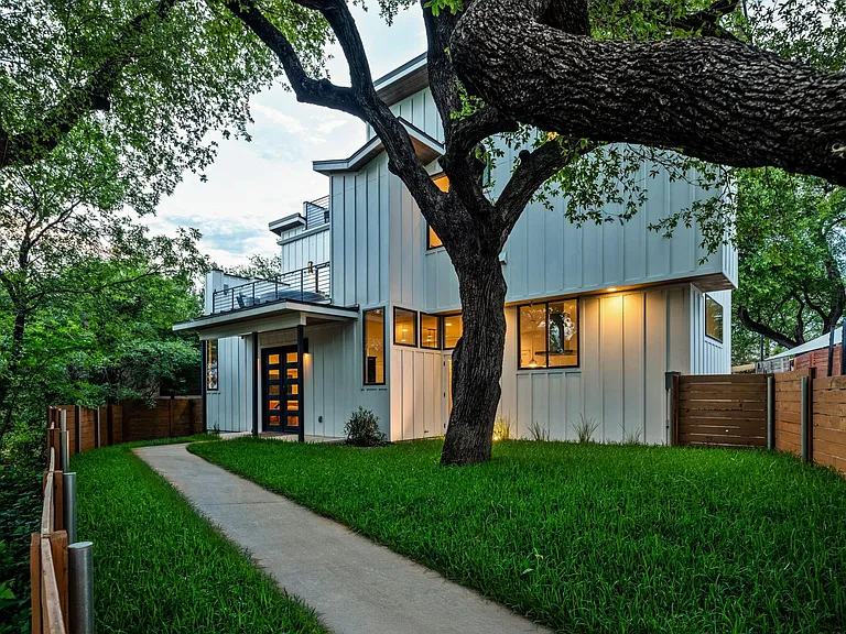 1407 Parkinson Dr #1 — Photo 4