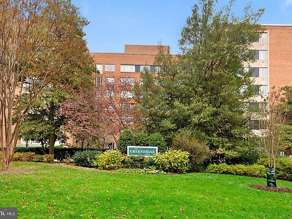 2nd image of 4301 Massachusetts Ave NW APT 2009