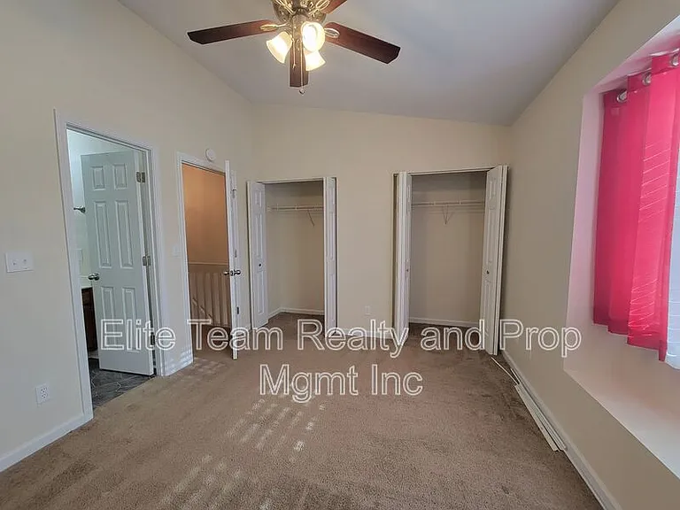 3811 Mosscroft Ln — Photo 17