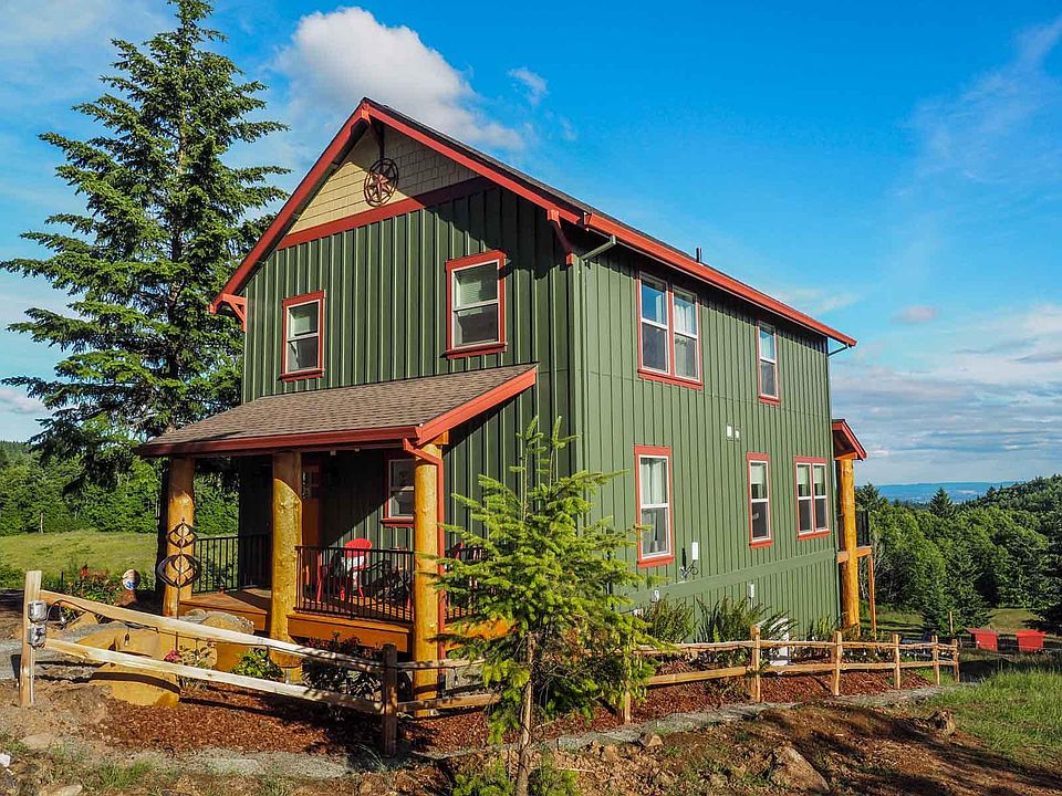 2 story -private yet close upscale neighbors