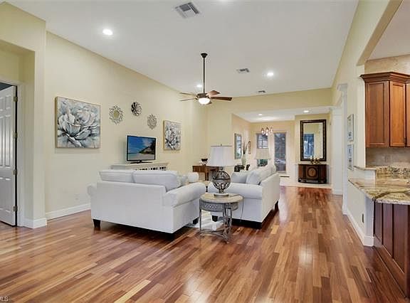 4th image of 10057 Saint Moritz Dr