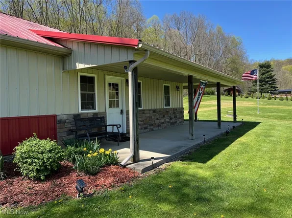 4015 Township Road 271, Killbuck, OH 44637