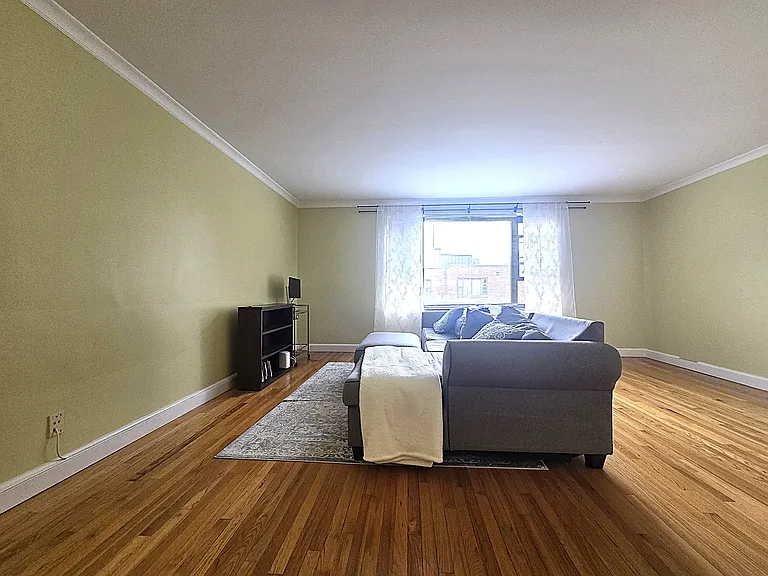 57 Harvard Ave #6 — Photo 2